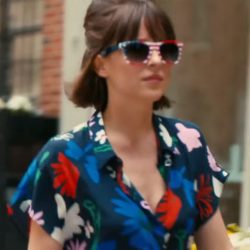 Sunglasses Dakota Johnson in How to Be Single (2016)