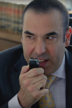 Voice recorder Louis Litt in Suits
