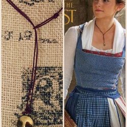 Emma Watson's lariat y necklace in Beauty and the Beast (2017)