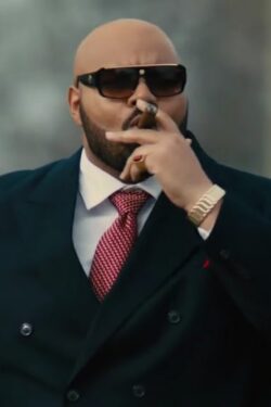 Sunglasses Dominic L. Santana in All Eyez on Me (2017)