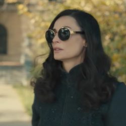 Oversized round sunglasses Demi Moore in Blind (2017)