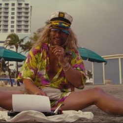 Captain's Yacht Cap Matthew McConaughey in The Beach Bum (2019)