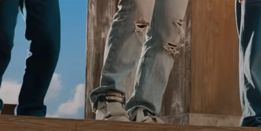 Shoes Jason Momoa in A Minecraft Movie - Image 5