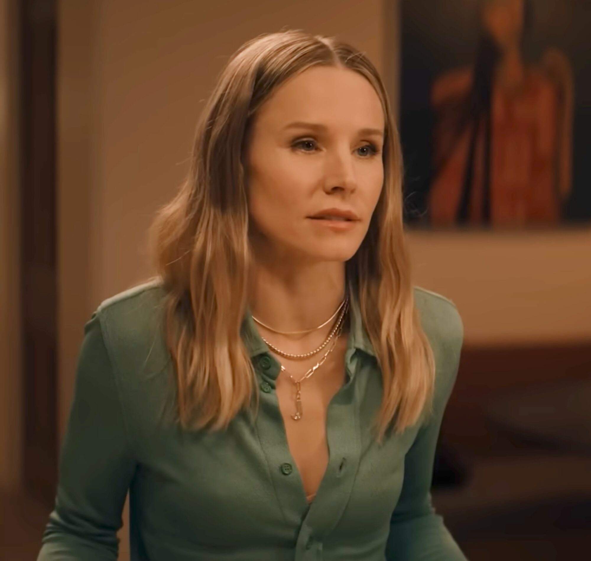 Gold Initial Pendant Necklace Kristen Bell in Nobody Wants This