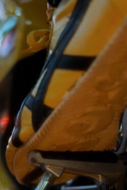 Yellow shoes Uma Thurman in Kill Bill: The Whole Bloody Affair