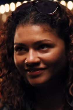 Zendaya's Blublocker Aviator Sunglasses in Euphoria Season 3